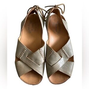 Kork-Ease Aaron Sandals Size 6